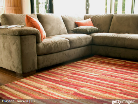 Mettre un tapis dans son salon, permet de mettre de la couleur et de rapidement changer d'ambiance.